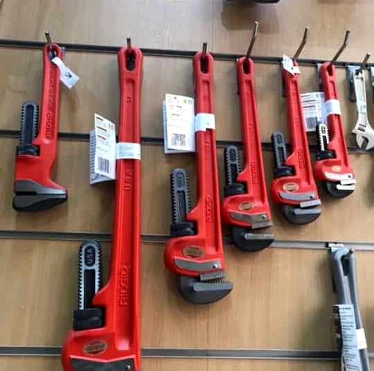 Heavy-duty straight pipe wrench, 8 in to 48 in